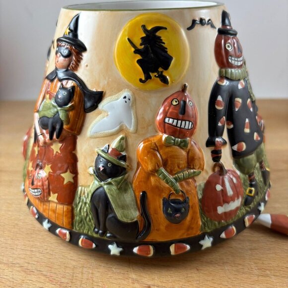 Yankee Candle Halloween Jar Shade by Teresa Kogut (2005) – Glow-in-the-Dark Ghos - Picture 7 of 12